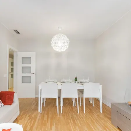 Elegance Barcelona Rentals Apartment *