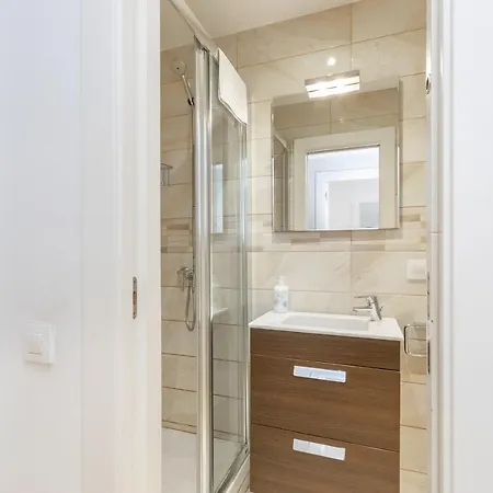 Elegance Barcelona Rentals *