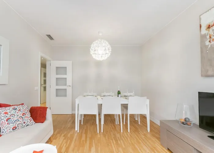 Elegance Barcelona Rentals Apartment *